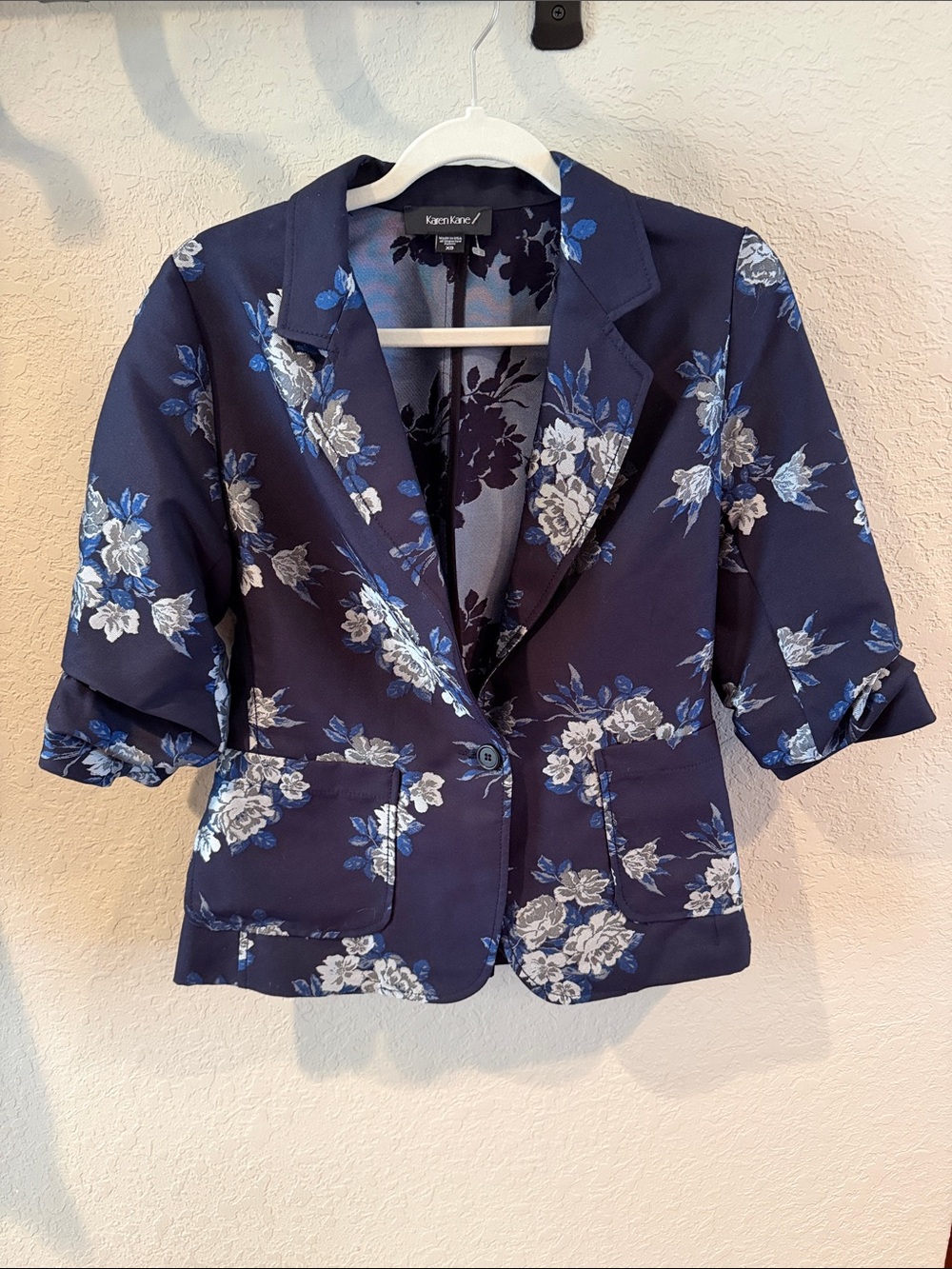 Karen Kane Navy Blue Floral Cropped Blazer